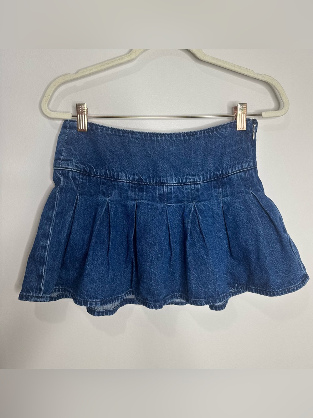 American Eagle High Rise Mini Pleated Dark Wash Denim Skirt with Shorts Sz 0